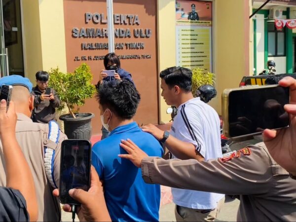 Nabrak Pemotor, Pengemudi Innova Malah Pukul Wakapolsek yang Membantu Korban Kecelakaan
