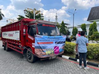 Sungai Mahakam Surut, Pemprov Kaltim Kirim 5 Truk Logistik dan Cadangan Pangan ke Mahulu