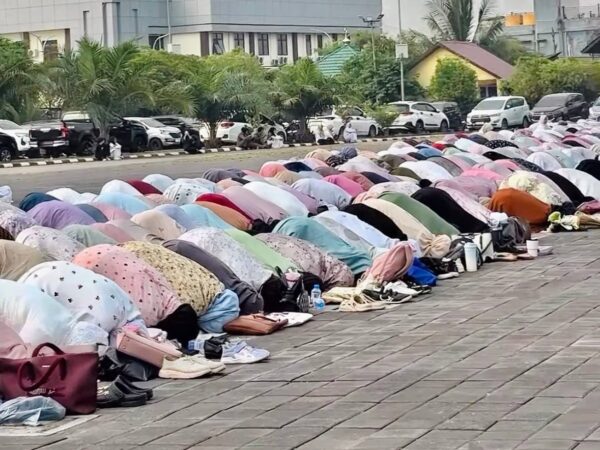 Warga Berau Memohon Hujan Lewat Salat Istisqa