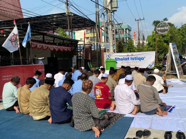 PWI Kaltim Gelar Salat Istisqa Memohon Turunnya Hujan