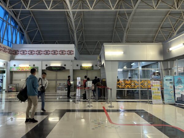 Jadwal Penerbangan di Bandara Kalimarau Berau Berantakan karena Kabut Asap