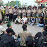 HMI Samarinda Gelar Aksi Jilid II di Fuel Terminal, Tagih Transparansi Data Distribusi BBM