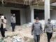 Ketua DPRD Kukar dan Rektor Unikarta Disergap Bau Limbah Bulu Ayam di Bangunan Kampus Tenggarong Seberang 
