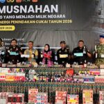 Bea Cukai Samarinda Musnahkan 986 Ribu Batang Rokok dan Ribuan Liter Miras Ilegal Senilai Rp1,97 Miliar 